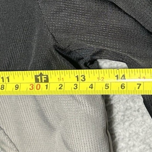 Tommy Bahama Hooded Jacket with Zipper Child Size XS 4 Zippered Pockets - Picture 5 of 10